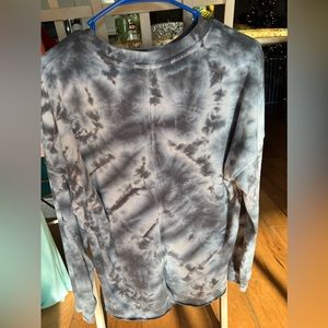 Long sweatshirt with awesome tie dye